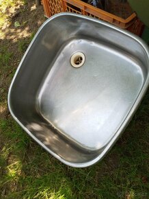 Nerezové umyvadlo 40x40 cm - 2