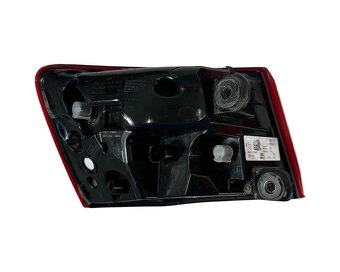 LED pravé zadní vnější světlo 4G9945096F Audi A6 C7 4G FL - 2