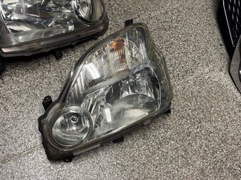 Přední světla, nárazník, blatníky Nissan X-trail T31 / díly - 2