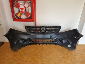 Mercedes Benz Vito přední maska - 2