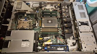 HPE Proliant DL325 Gen10 EPYC 7302P (16C/3GHz) SSD, RPS, DPH - 2