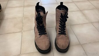 Zimní dívčí boty velikost 38 - 2