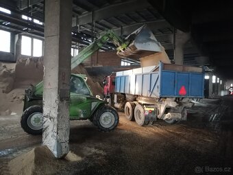 Tatra kontejner traktor - 2