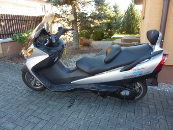 Suzuki burgman 400 r.v. 2004 - 2