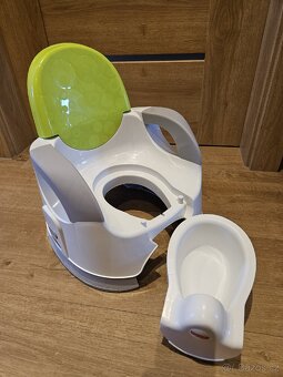 Fisher-Price Zelený nastavitelný nočník - 2