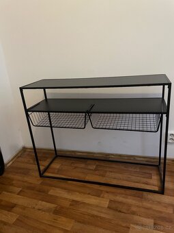 Konzolový stolek - 2