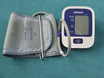 Měřič tlaku stolní zn. Omron M2 Basic - 2
