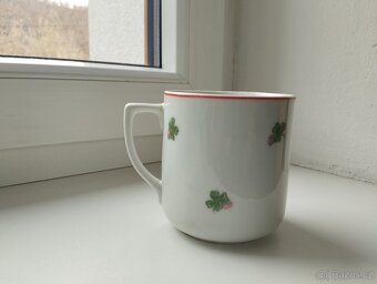 starožitní hrnek - jetel - 2