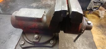 Svěrák YORK 125 - 2