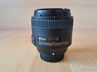Nikon AF-S NIKKOR 85mm f/1,8 G - 2
