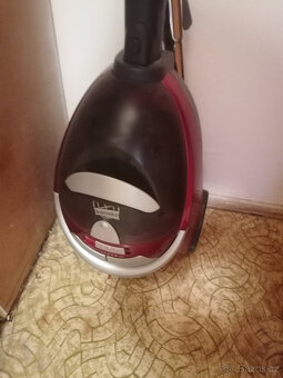 prodám domácí VYSAVAČ - 2