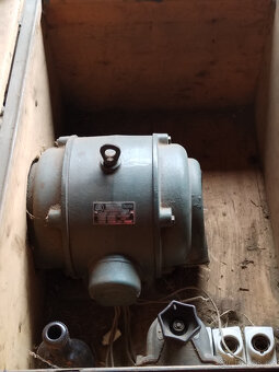 Stabilní elektromotor ŠKODA - 2