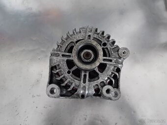 BMW X5 E70 4.8i alternátor a starter - 2