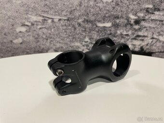 Představec Specialized 65 mm pro průměr řídítek 31.8 NOVÝ - 2