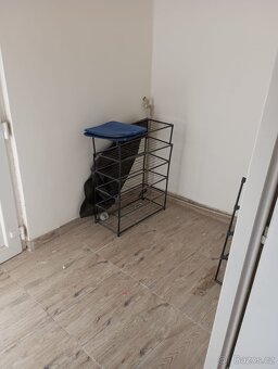 Pronajmu DVOUPATROVÝ byt s VLASTNÍ ZAHRADOU v Chrasti - 2