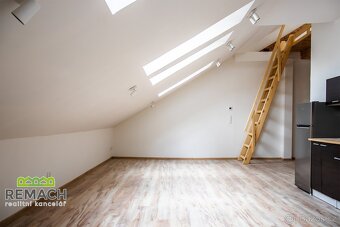 Pronájem, Atypický byt, 55 m2 - Dvůr Králové nad Labem - 2