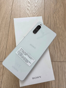 Sony Xperia 10 II bílá 2GB/32GB/LTE TOP STAV - 2