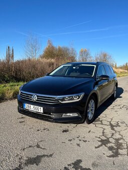 Volkswagen Passat Variant DSG - 2