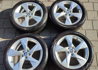 Originální ALU kola 17" + letní pneu 205/50R17 - 2
