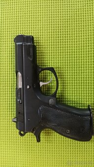 Pistole ČZ 75 Compact - 2