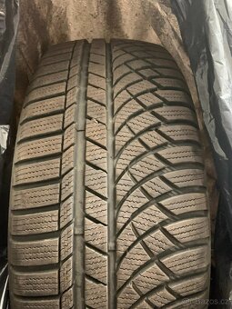 Sada zimních pneumatik dvourozměrné KUMHO - 2