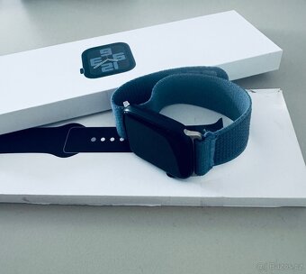 Apple Watch SE 2. generace 44 mm - 2