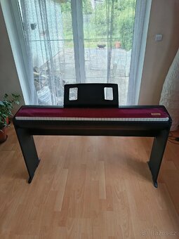 Digitální stage piano - 2