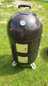 Prodám grill na pomalé grilování i uzený. Grill se dá také p - 2