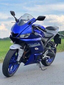 Yamaha R3 2020 A2 - 2