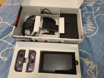 Nintendo switch - 2