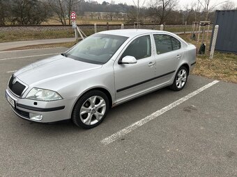 Škoda Octavia II 2.0 FSi 110 kW - 2