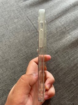 Kryt na iPhone 12 - 2