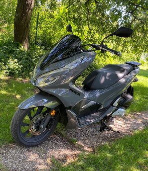 Skútr Honda PCX 125 rv. 2019 - 2