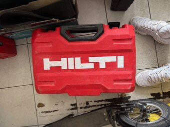 AKU OKRUŽNÍ PILA HILTI - 2
