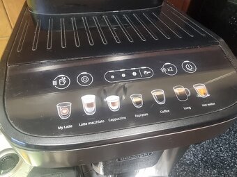 DeLonghi Magnifica Evo kávovar - 2
