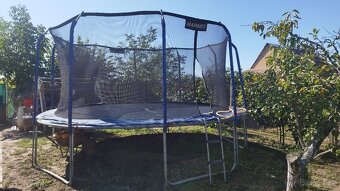 Trampolína - 2