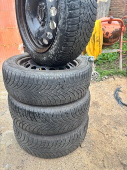 5x100 r16 205/55/16 zimní pneu - 2
