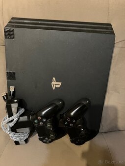 PlayStation 4 Pro - 2