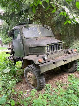 Traktor domácí výroby V3S s hydraulickou rukou - 2