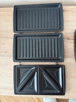 Sendvičovač / toustovač 3v1 - 2