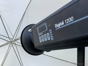 Prodám sadu 2 silných záblesků FOMEI 1200Ws - 2