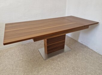 Sleva - Nový rozkládací jídelní stůl ořech 90x140+45 cm - 2