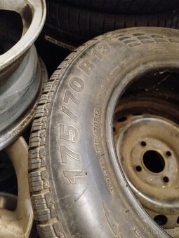 Zimní pneumatiky 175/70 r13 - 2