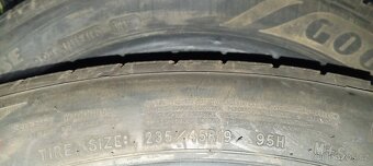 235/45 R19 pneu NOVÉ zimní - 2