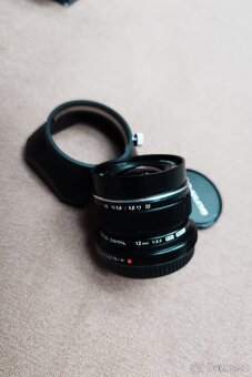 Prodám Olympus M.Zuiko ED 12 mm f/2 - 2
