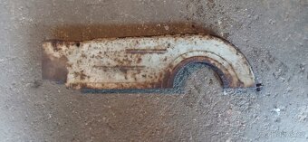 Kryt řetězu ČZ skútr - 2