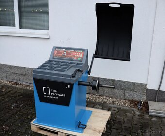 Vyvažovačka kol poloautomatická s brzdou - 2