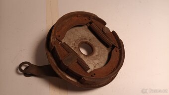 Brzdový štít ČZ150? - 2