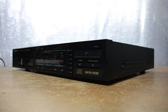 CD přehrávač / 6CD changer Pioneer. - 2