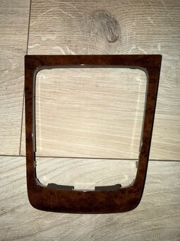 Rámeček řadící páky manuál Octavia 2 - 2